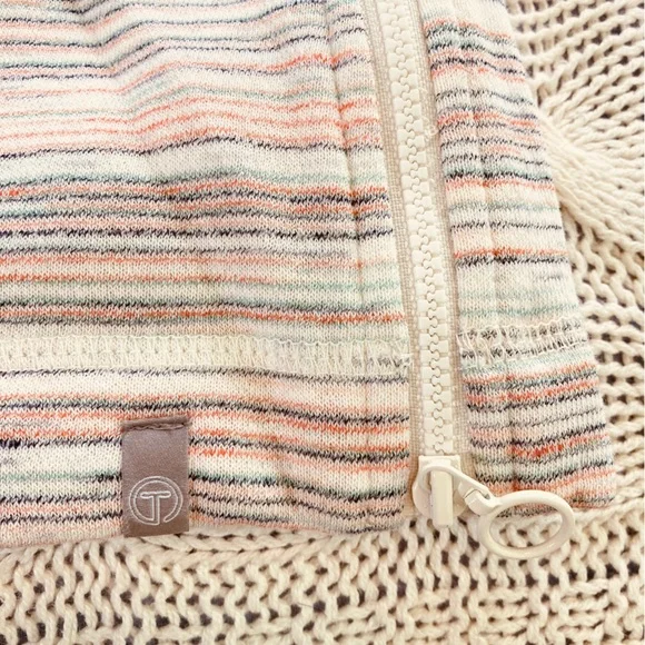 Talbots Featherweight Fleece Zip Hem‎ Pullover Space Dye Stripe Petite (Size L) - Picture 7 of 14